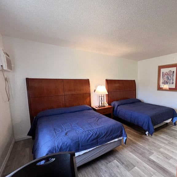 Two Doubles Room - American Inn Perris
